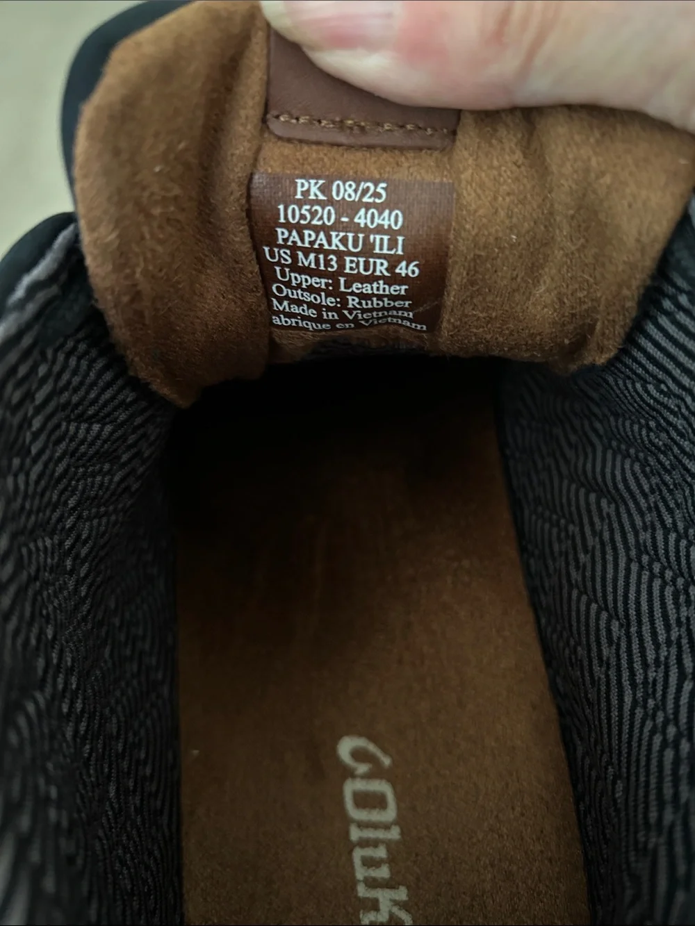 Olukai Papaku ‘lli Men’s Waterproof Chukka Boots EUC